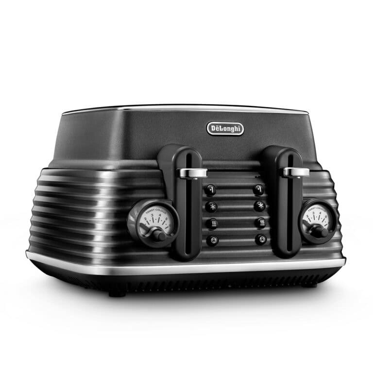 De'Longhi - Scultura Selections Granite Black 4 slice toaster - CTZS4003.BK