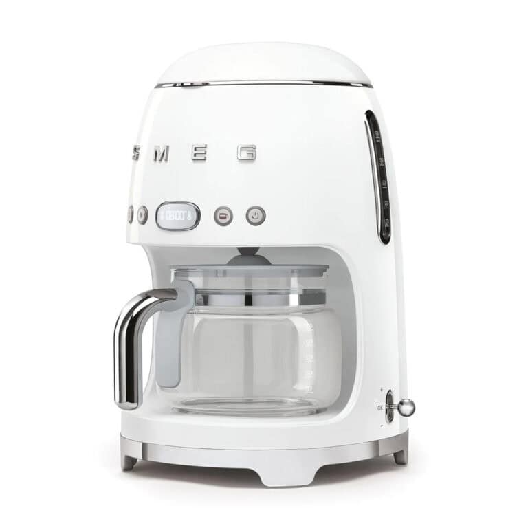 Smeg - 50's Retro Style Filter Coffee Machine (White) - DCF02WHSA